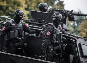 7 GODINA KASNIJE: Zbog nezainteresovanosti Vlade RS Kinezi (ne)ulaze u Gacko 1 ODAKLE TI LOVA?! Dodikova granična policija nije realna: “Finansijski neodrživa institucija pretvara RS u logor”