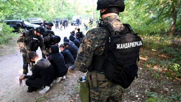529255_12092023suboticamigrantipolicija-6-_f