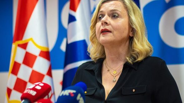 U Bruxelles šaljemo 12 zastupnika, ovi ljudi idu na plaću od 10.000 eura bruto