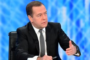 Obavještajni skandal u Njemačkoj: Smijenjen šef elitne agencije zbog veza s Rusima 1 Medvedev poslao upozorenje iz Moskve: Ako napadnete 9. maja, Dan pobjede ćemo nastaviti u Kijevu