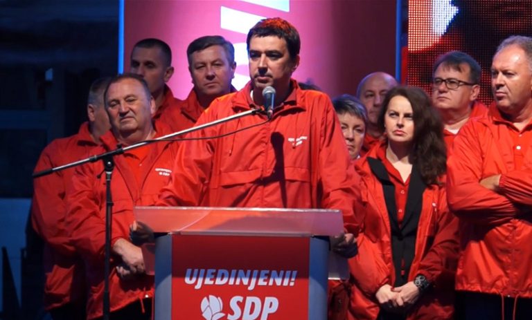 541f0443-0de0-4b4a-ab99-35bfb0765237-bakir-h-sdp-tribina