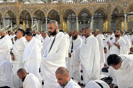 Meka-Muslimani-hodocasce-3-427x285