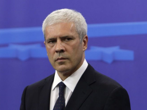 bivsi-predsjednik-srbije-o-vucicu-nikada-veca-kukavica-nije-bila-na-celu-srbije-da-41-_686223837e1fe