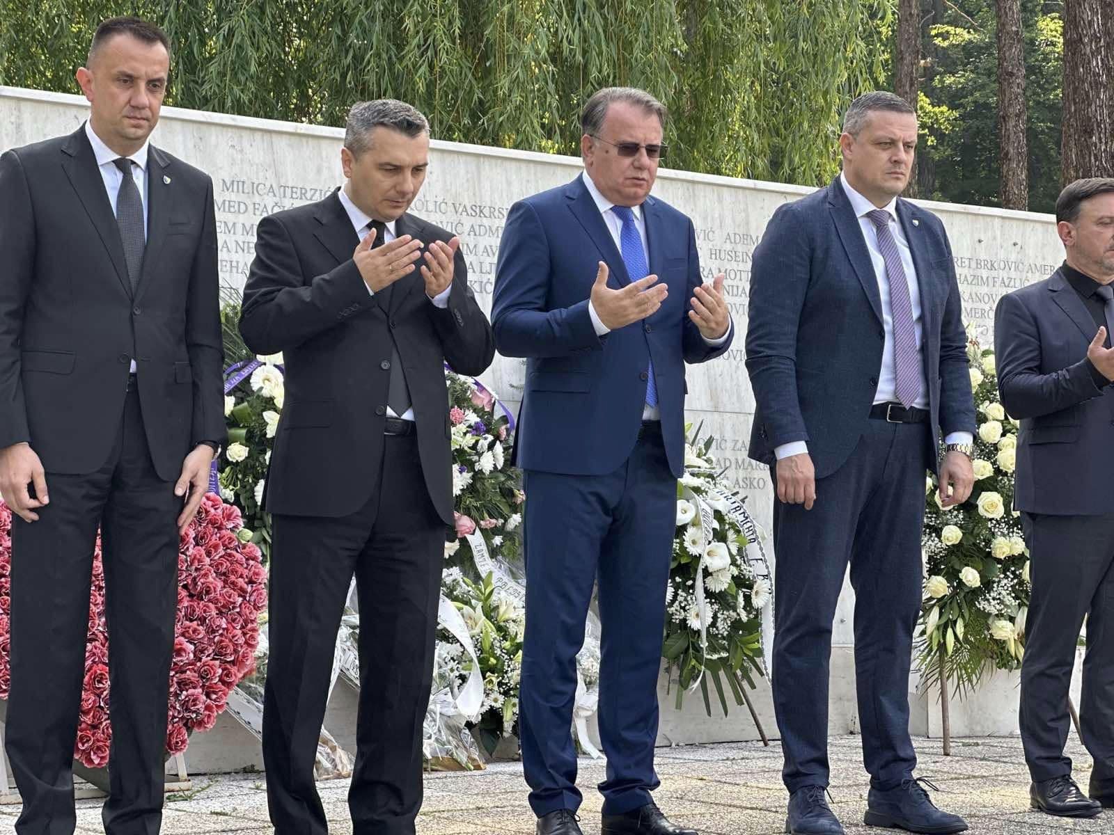 mijatovic-niksic-tuzla-kapija