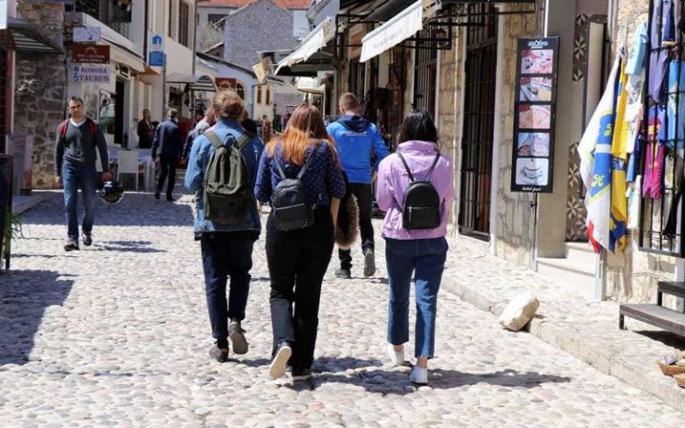 mostar-setnja.jpg