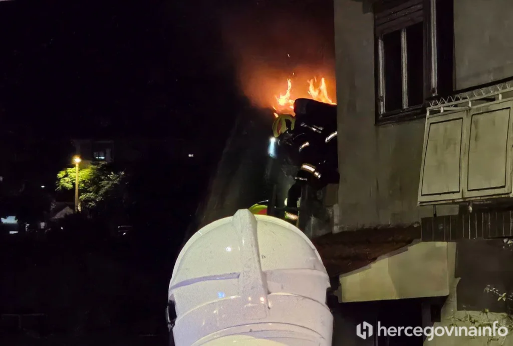 pozar-kuca-knezica-ulica-tekija_88790772.webp.webp