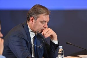 VUČIĆ UPOZORIO: Odluka Suda BiH je neprihvatljiva za Srbiju