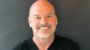 Doktor koji je djeci davao fiziološku otopinu umjesto COVID‑cjepiva oslobođen je svih optužbi