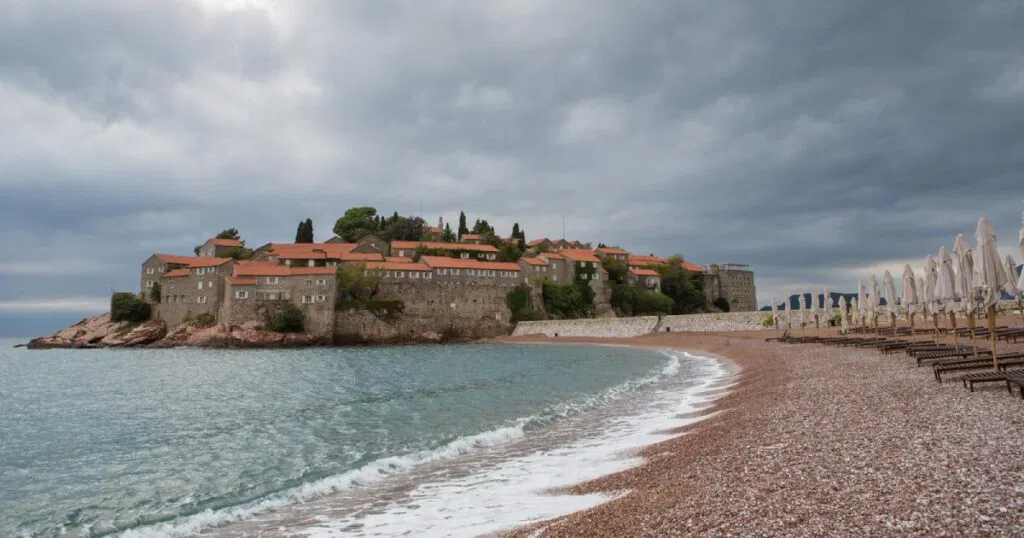 sveti-stefan-1024x538-1.webp.webp