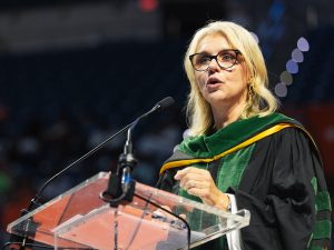 Brčanka, Azra Bihorac, održala historijski govor na Univerzitetu u Floridi