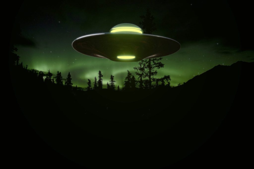 ufo-4199298_1920-1536x1024