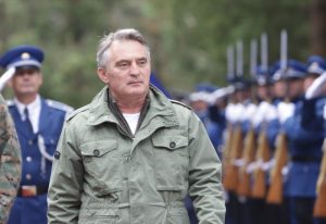 KOMŠIĆ: “Ako je Dodik toliko lud da povede narod u avanturu čiji je ishod neizvjestan, onda…”