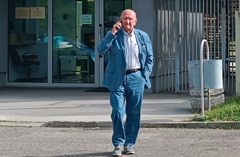 PARAVAC ZLOČINAC
