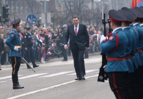 dodik-9-januar-paradiranje-