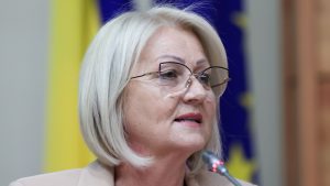 POLITIČKA TRAKAVICA ILI MORALNI ČIN? Uk podnio ostavku, pa dobio javnu pohvalu šefice stranke 2 Krišto upozorava: Nema novca dok ne budemo provodili reforme