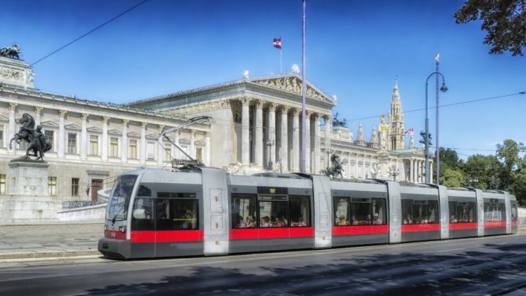 vienna-gee1defe48_1920-e1656500058909