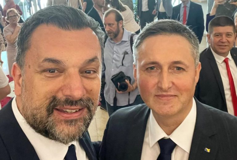 konakovic_becirovic_selfie