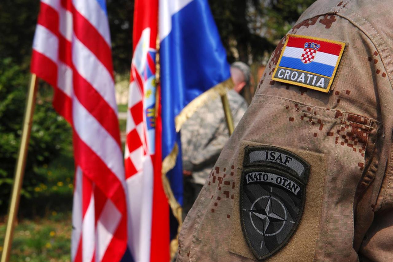 3dcd86d1e2216904e4a4