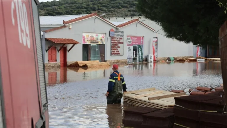 63202806-poplave-u-grckoj