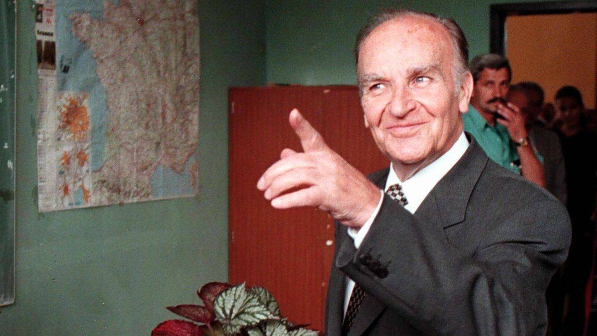 Alija-Izetbegovic-Izbori-1998-EPA_2