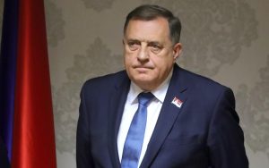 Dodik bi da razgovara  “Ko god sjedne sa njim za sto, platiće visoku cijenu”