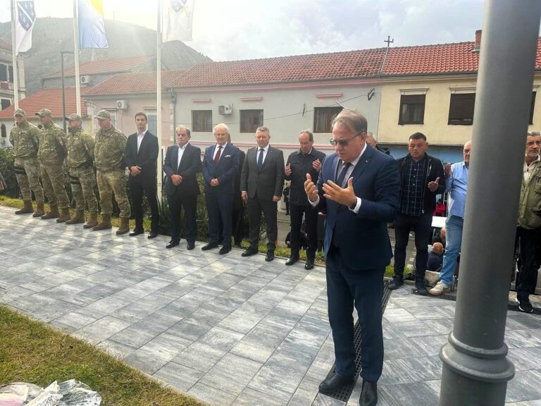 Niksic-SDP-proucio-fatihu-poginulim-borcima-Armije-BiH-u-Mostaru