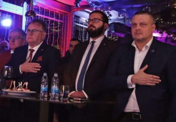 Screenshot_20251105_222144_Chrome