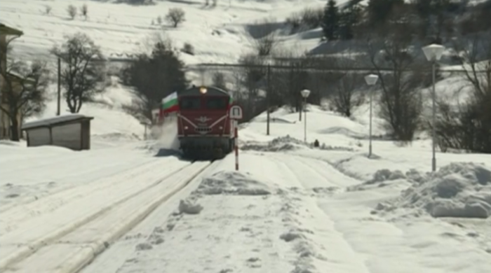 tesnolinejka-756975-700x390