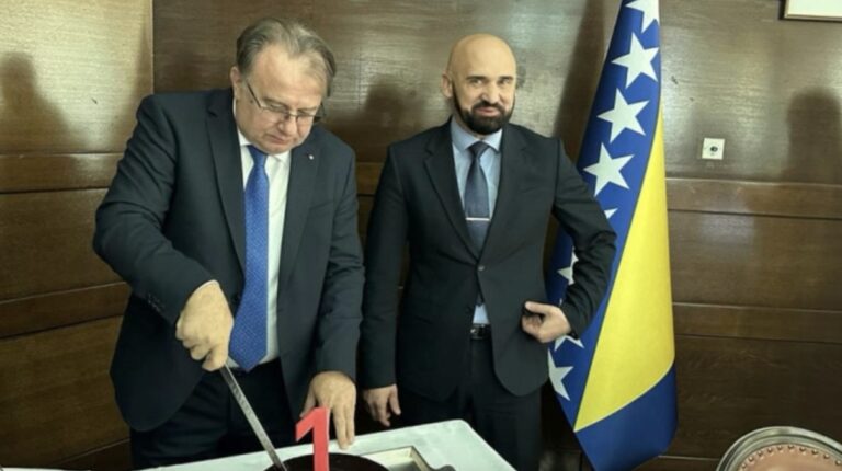 AISelect_20251204_155342_Samsung Internet