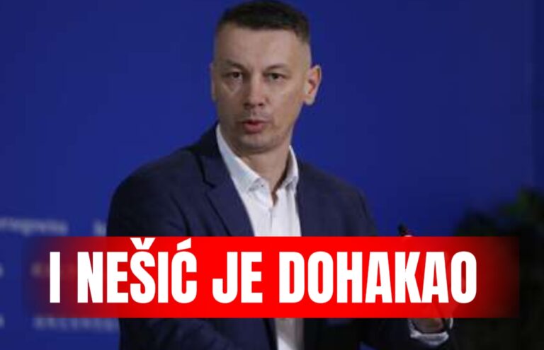 AISelect_20251226_173121_CapCut