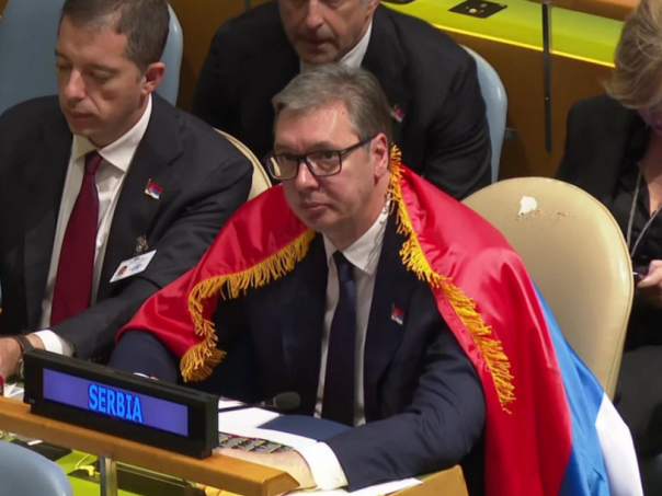 vucic-usvajanje-rezolucije-o-genocidu-u-srebrenici-nazvao-velikom-srpskom-pobjedom-snimka-zaslona-2025-12-24-123633_694bd2a69d4f3