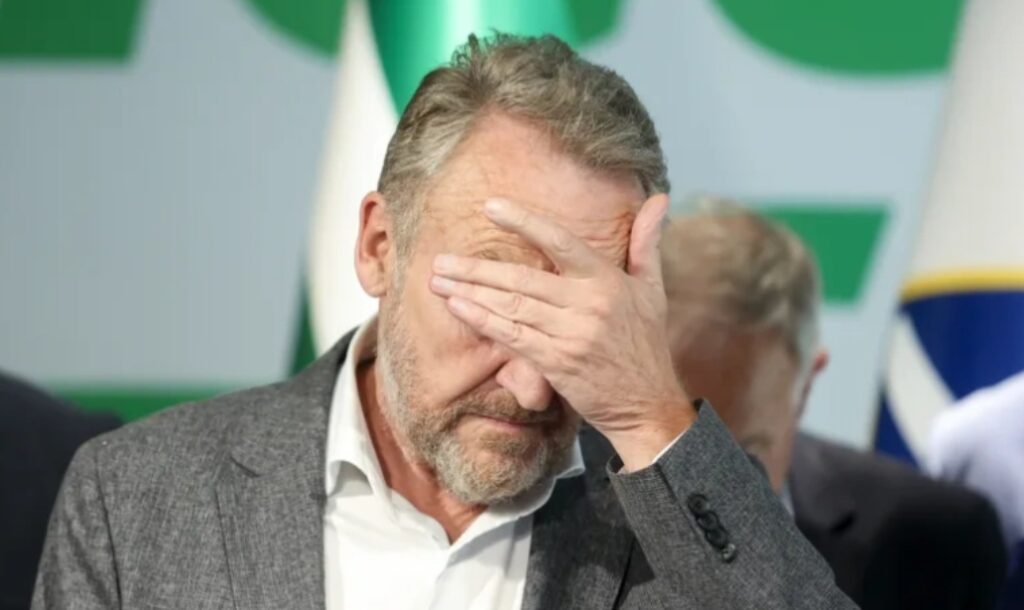 AISelect_20260110_210150_Facebook