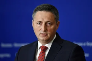 Bećirović: Kako sam Miloradu Dodiku “ukrao” njegov 9. januar