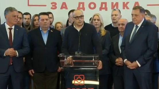 531f6fa7-c4f4-4ac6-a43a-1a60243f6b4f