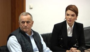 (VIDEO) Hrvati ne blokiraju EU BiH! Mi smo već u Europi, za razliku od Bošnjaka i Srba 2 Šta je pozadina političke “popare” u Tuzli na relaciji SDA-DF-SBIH koja je uloga Mandžića?