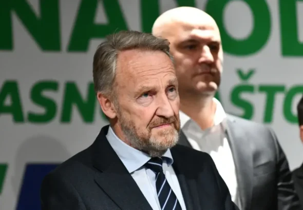 “Raspoloženi smo za pomirenje sa hrvatskom i srpskom stranom” - poručio je lider SDA.