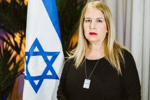 ZNAKOVITA PORUKA BOŠNJACIMA: Ambasadorica Izraela u BiH čestitala Bajram.. ali ne svima?!