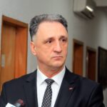 ministar-gluhic-1536x1024